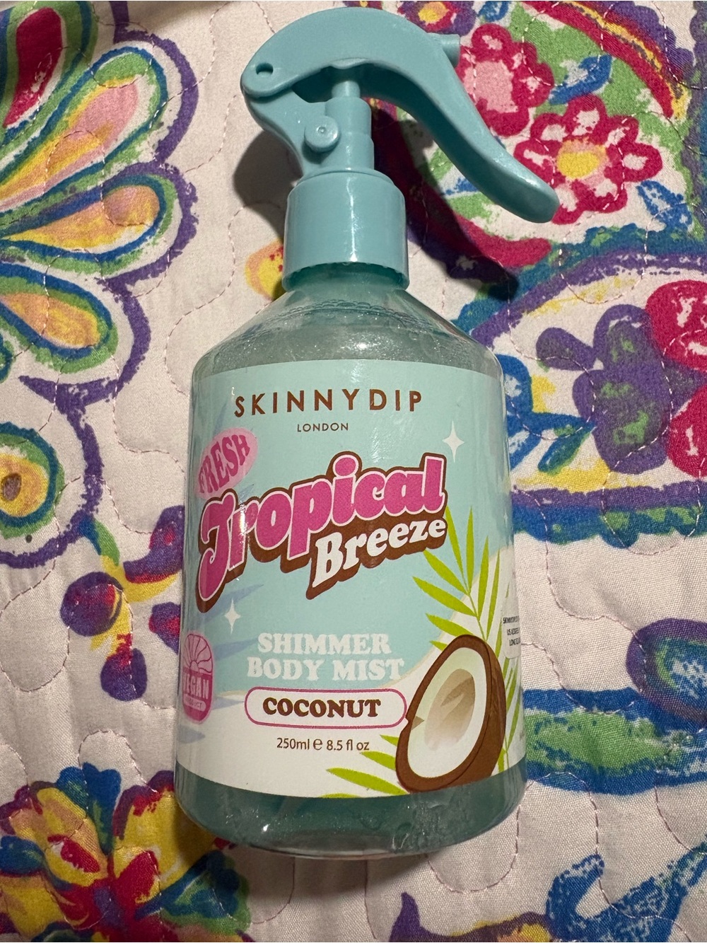 Skinnydip Tropical Breeze Coconut Shimmer Body Mist - Light Teal